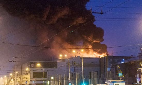 Пожар в ТРЦ "Зимняя вишня" в Кемерове